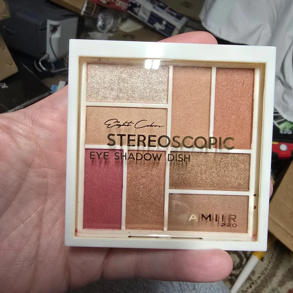 AMIIR PRO Eight Color Stereoscopic Eye Shadow Dish Palette YY203 Warm Neutrals